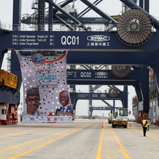 2023-01-23T203412Z_388413637_RC2CWY9ZJ9U4_RTRMADP_3_NIGERIA-PORTS