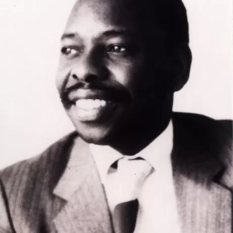 b_-_portrait-ken_saro-wiwa