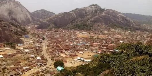 hilltop-view-of-idanre-hill