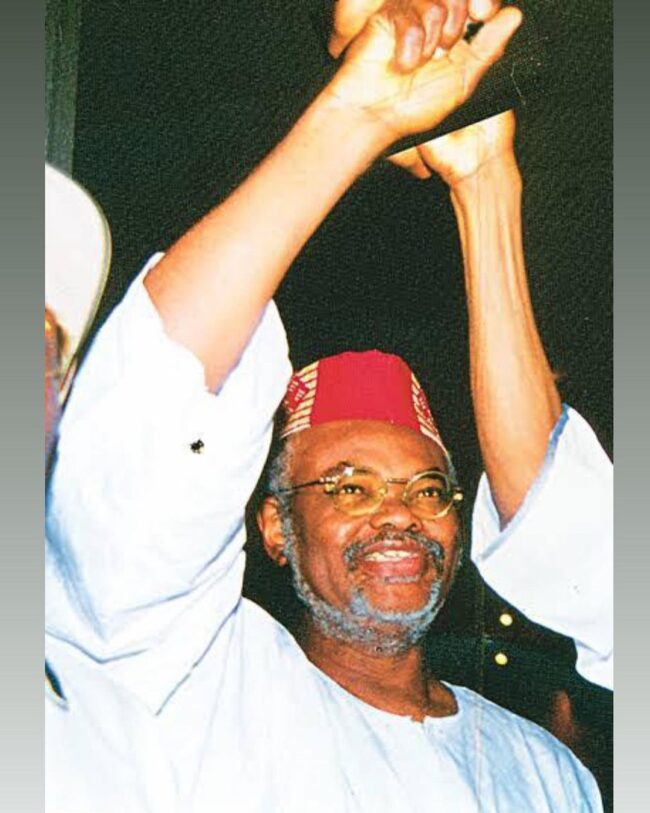 433701831_905528794603276_4816859145149940273_n